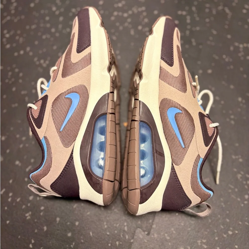 Nike Women’s Sneakers - Brown and Blue - Picture 3 of 7